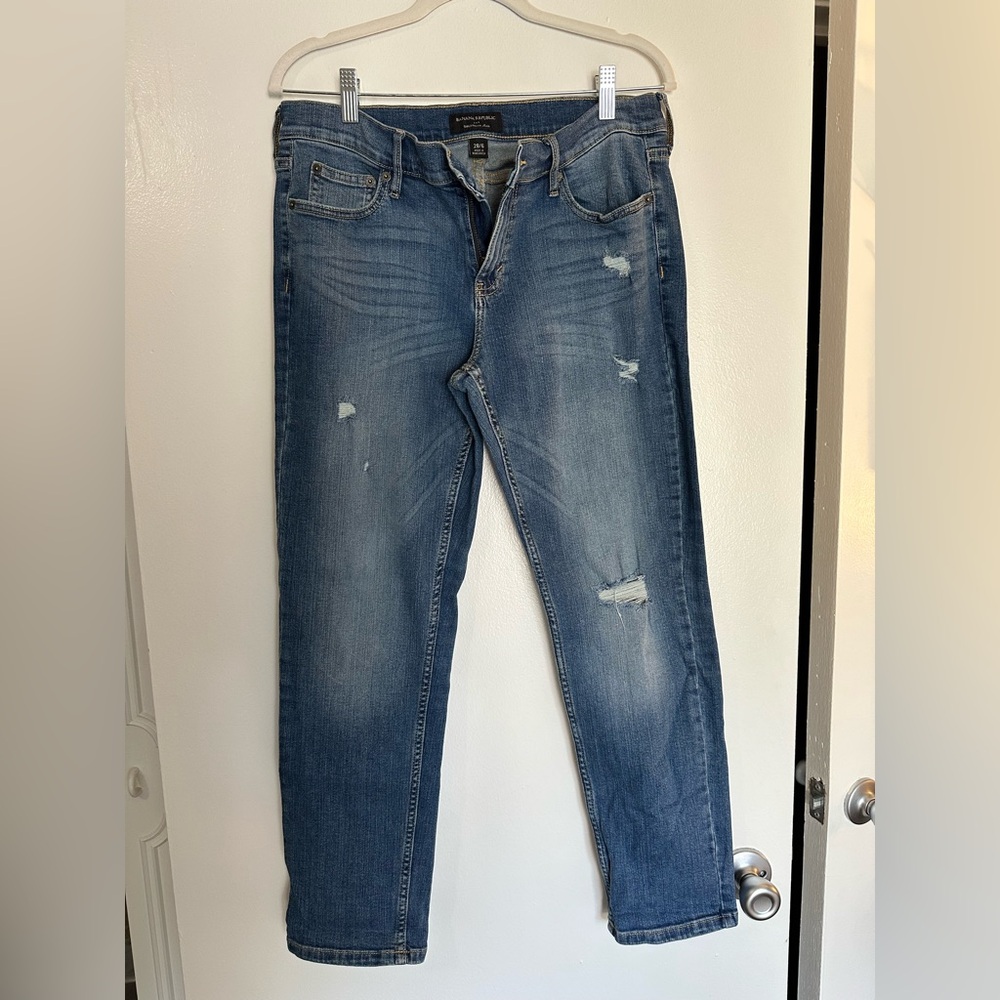 Banana republic distressed Jeans (women’s)